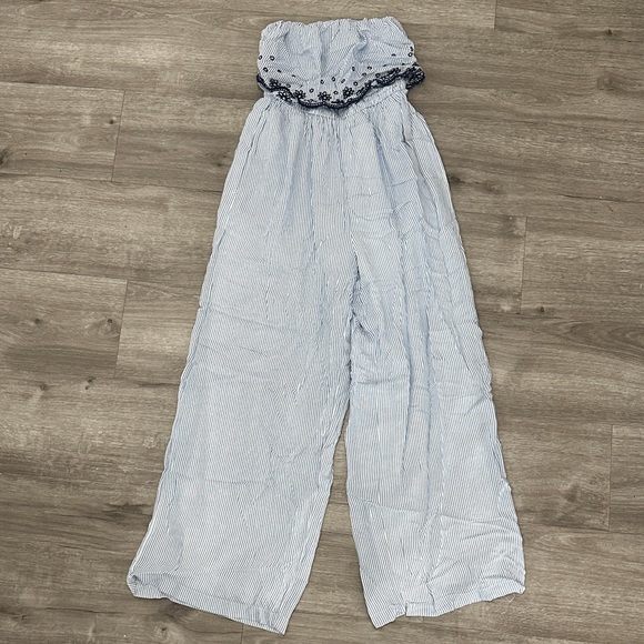 Jessica Simpson Light Blue Wide Leg Jumpsuit - Picture 1 of 7